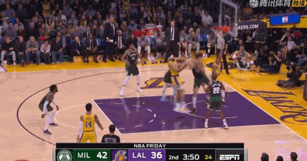 詹姆斯37分达成三项里程碑